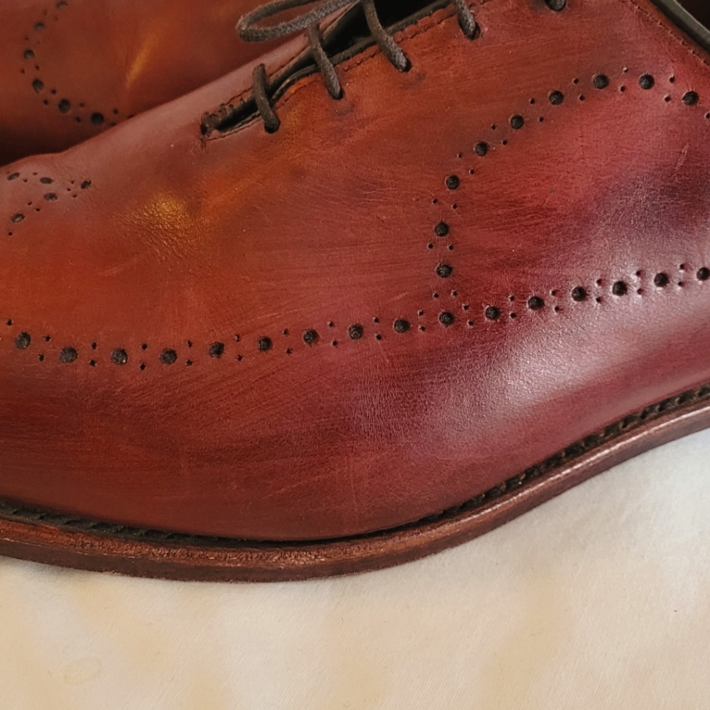 Men's Allen Edmonds Fairfax Brown Leather Medallion Cut Shoes